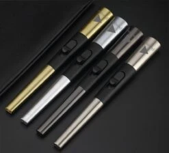 Oplaadbare Lange Elektrische Aansteker - Duurzame Plasma Aansteker – Luxe Aansteker - Inclusief Cadeauverpakking - BBQ – Kaarsen - Zwart 17 Oplaadbare Lange Elektrische Aansteker - Duurzame Plasma Aansteker – Luxe Aansteker - Inclusief Cadeauverpakking - BBQ – Kaarsen - Zwart -Barbecue Benodigdheden Winkel 1200x1089 3