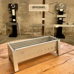 Spiedini Saté-bbq Bali 40 Mini - Kleine, Smalle Houtskoolbarbecue Met Horizontaal Rooster Voor Sate Of Andere Spiesjes - 40 Cm Lang, 11 Cm Breed, 14 Cm Hoog - Ideaal Voor Tuin- Of Open Haard, Of Balkon - Materiaal: Gealuminiseerd Ijzer