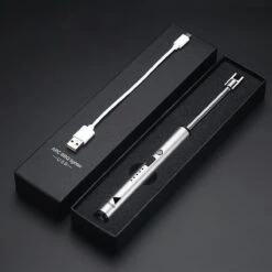 Oplaadbare Lange Elektrische Aansteker Buigbaar - Buigbare Aansteker - Duurzame Plasma Aansteker - Inclusief Cadeauverpakking - BBQ – Kaarsen – Zilver -Barbecue Benodigdheden Winkel 1200x1200 279