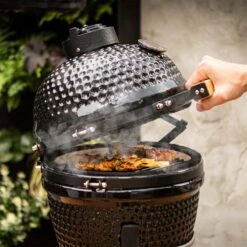 BluMill Kamado BBQ Egg - Kamado 13 Inch - Incl. Vlees Thermometer - Houtskoolbarbecues - Zwart - Ø 27cm -Barbecue Benodigdheden Winkel 1200x1200 28