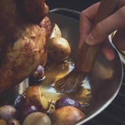 Burnhard Kiphouder - Chicken Roaster - RVS - 30,5 X 3,9 Cm 23 Burnhard Kiphouder - Chicken Roaster - RVS - 30,5 X 3,9 Cm -Barbecue Benodigdheden Winkel 1200x1200 454