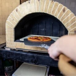 Boska Pizzasteen Deluxe Rechthoek - Voor De Oven - Knapperige Pizza's - 40x32 Cm - BBQ Accessoires 30 Boska Pizzasteen Deluxe Rechthoek - Voor De Oven - Knapperige Pizza's - 40x32 Cm - BBQ Accessoires -Barbecue Benodigdheden Winkel 1200x1200 602