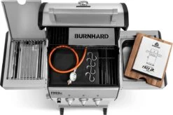 Burnhard Gas BBQ FRED JR. Deluxe - 2 Branders - Incl. Keramische Infraroodbrander & Afdekhoes - Deluxe -Barbecue Benodigdheden Winkel 1200x796