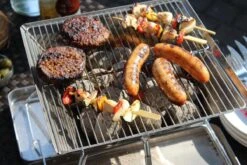 United Entertainment - Opvouwbare Houtskoolbarbecue - RVS - Met Koffer En Draagtas 16 United Entertainment - Opvouwbare Houtskoolbarbecue - RVS - Met Koffer En Draagtas -Barbecue Benodigdheden Winkel 1200x800 10