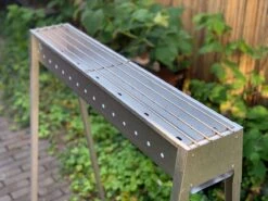 Spiedini Saté-bbq Bali 80 - Saté Houtskoolbarbecue Met Horizontaal Rooster - 80 Cm Lang, 11 Cm Breed - Materiaal: Gealuminiseerd Ijzer -Barbecue Benodigdheden Winkel 1200x899 3