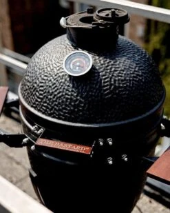 The Bastard Urban Medium - Kamado Barbecue - Kamado BBQ 29 The Bastard Urban Medium - Kamado Barbecue - Kamado BBQ -Barbecue Benodigdheden Winkel 960x1200
